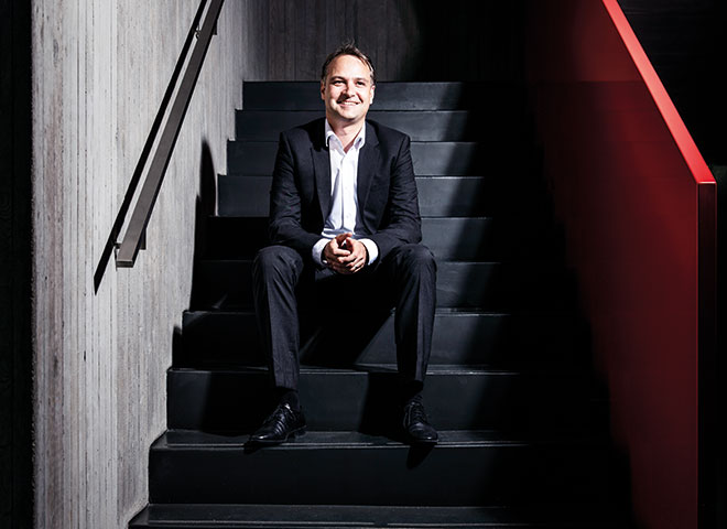 F-S.13-15_Portrait_Philippe_Jost01_6_16.jpg