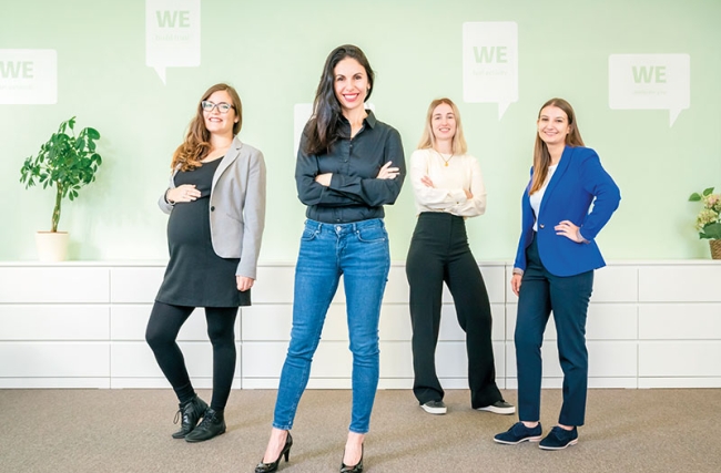 HR-Team_web.jpg