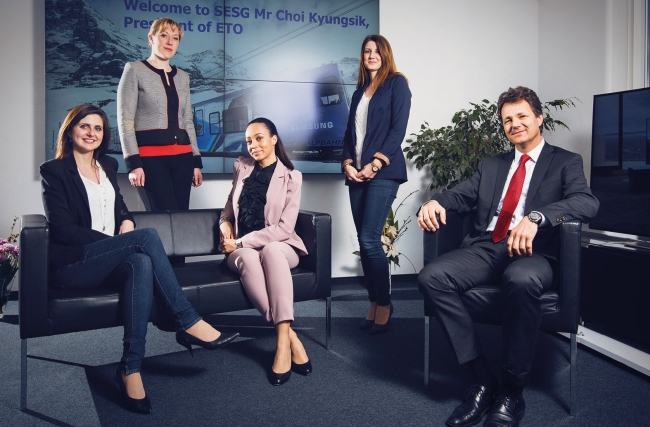 S.50_HR-Team_Samsung-5_2015.jpg