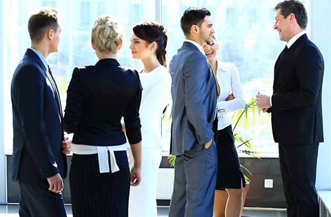 smalltalk_22171609_123RF.jpg