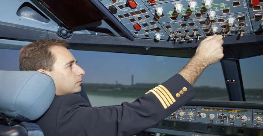 Air_France_pilote.jpeg
