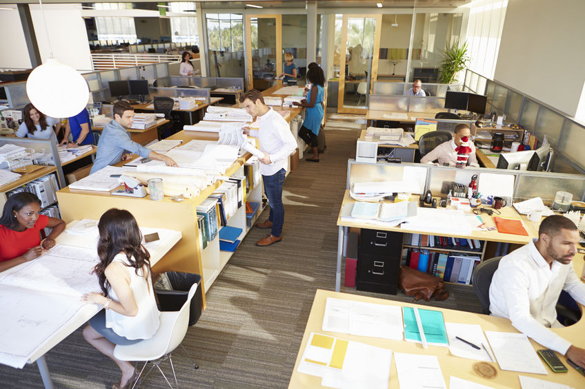 Büro_123RF.jpg