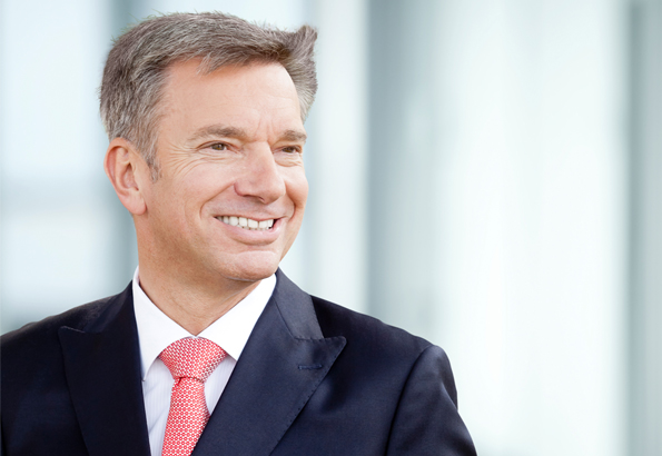 PatrickDeMaeseneire_Adecco.jpg