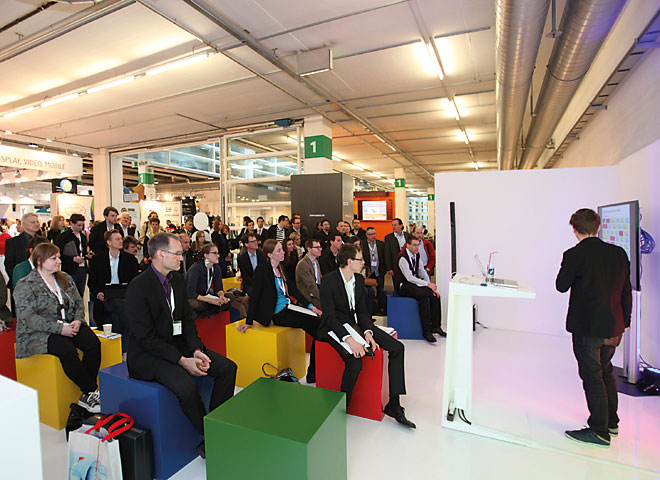 S.16_messe04_01_14.jpg