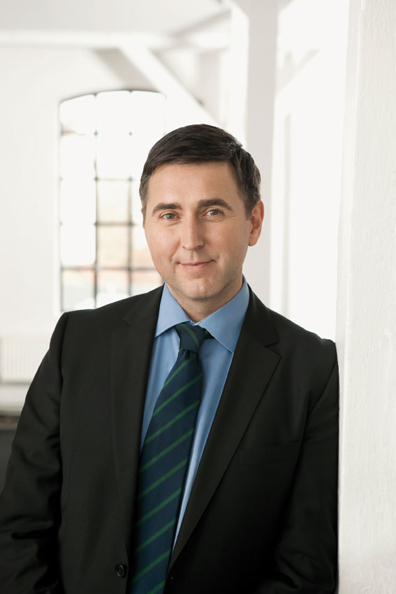 S.43_Manfred-Faber-10_2012.jpg