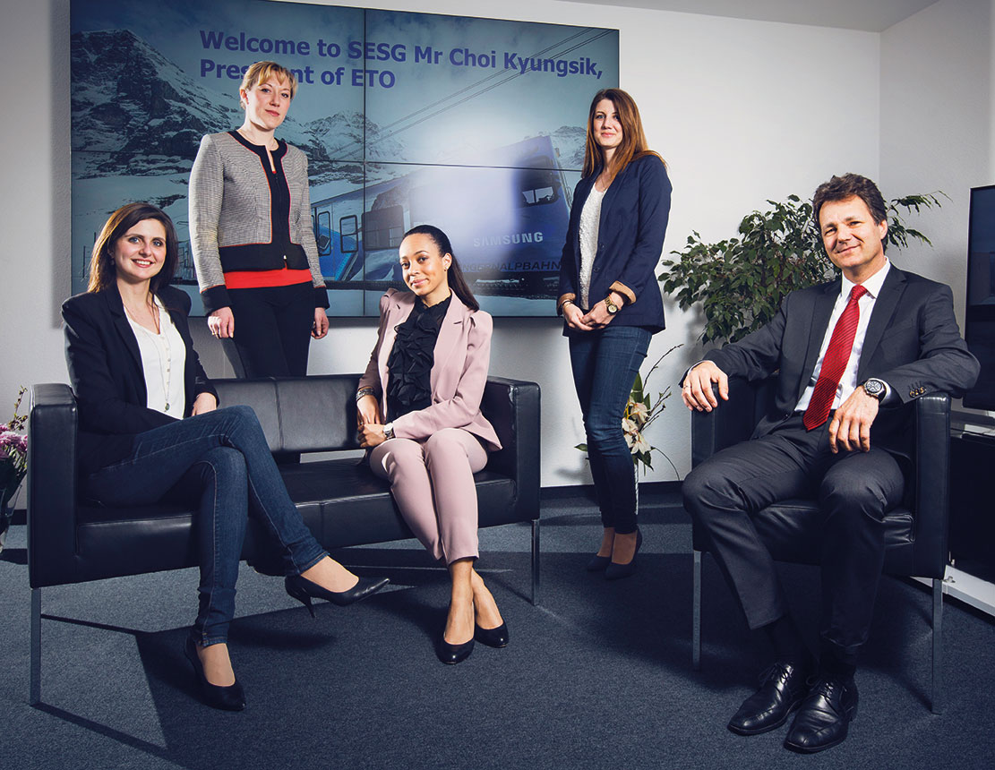S.46_HR-Team_Samsung-3_2015.jpg