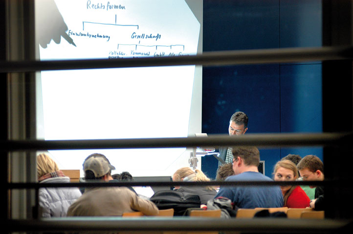 S.61_Weiterbildung-10_08.jpg
