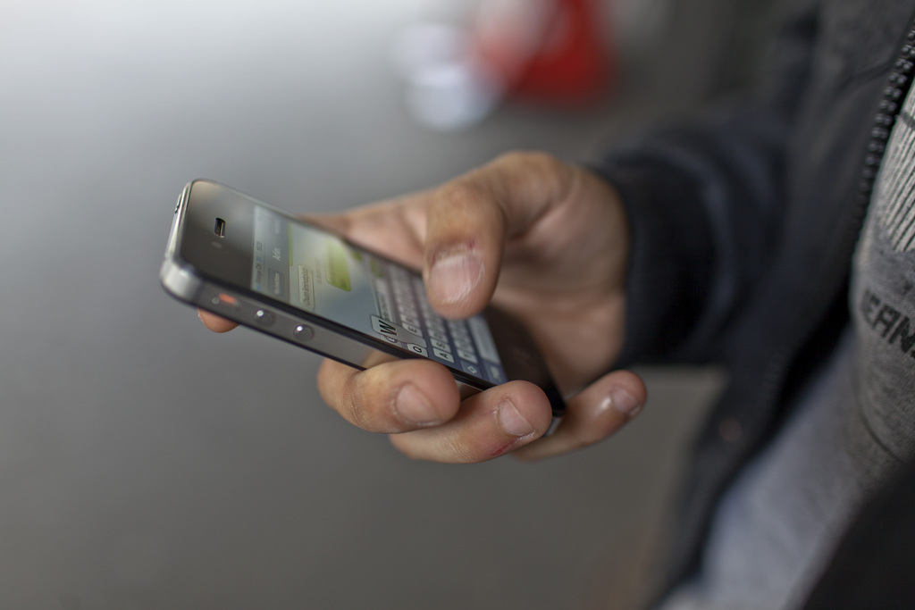 smartphone_key.jpg