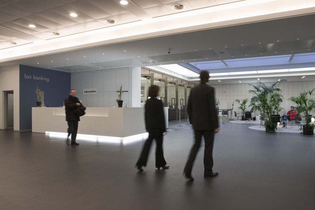 Employés banque.jpg