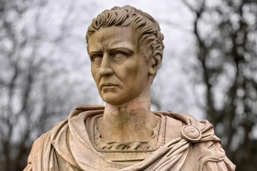 Buste de Caligula
