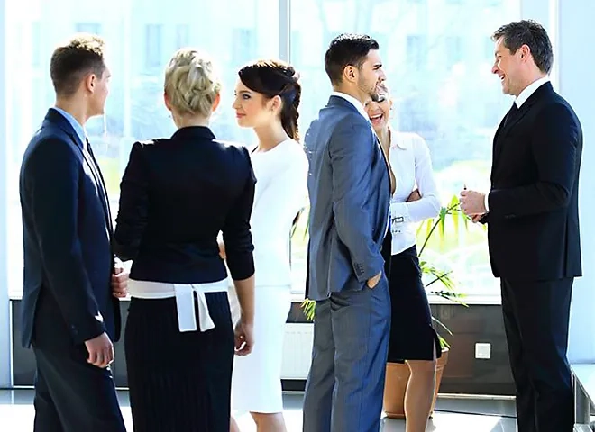 smalltalk_22171609_123RF.jpg